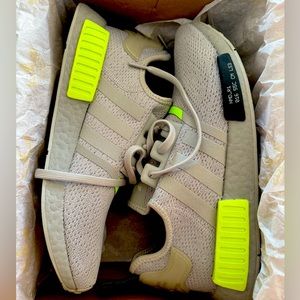 Men’s Adidas NMD_R1 Grey/Volt Green size 11 - worn 2x